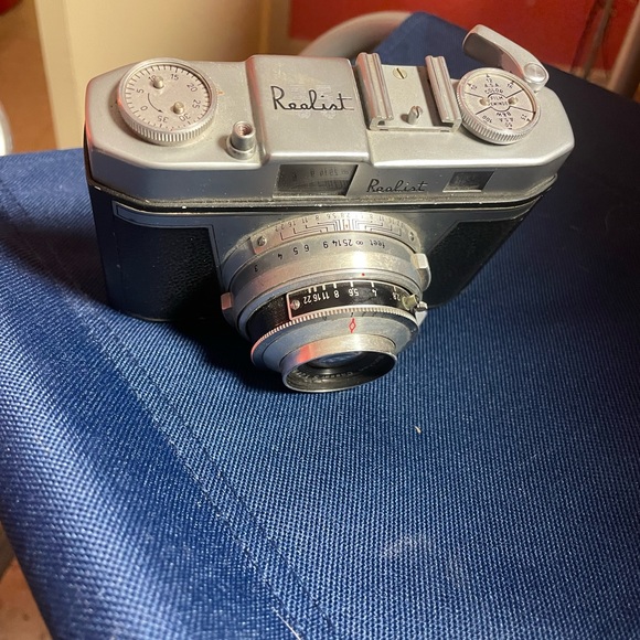 Realist vintage camera - Picture 4 of 4